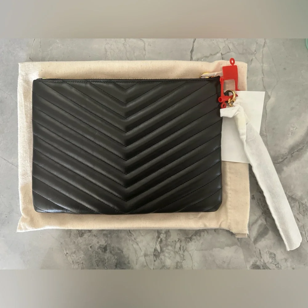 NWT Yves Saint Laurent Black Monogram Matelasse Leather Clutch - Picture 2 of 9